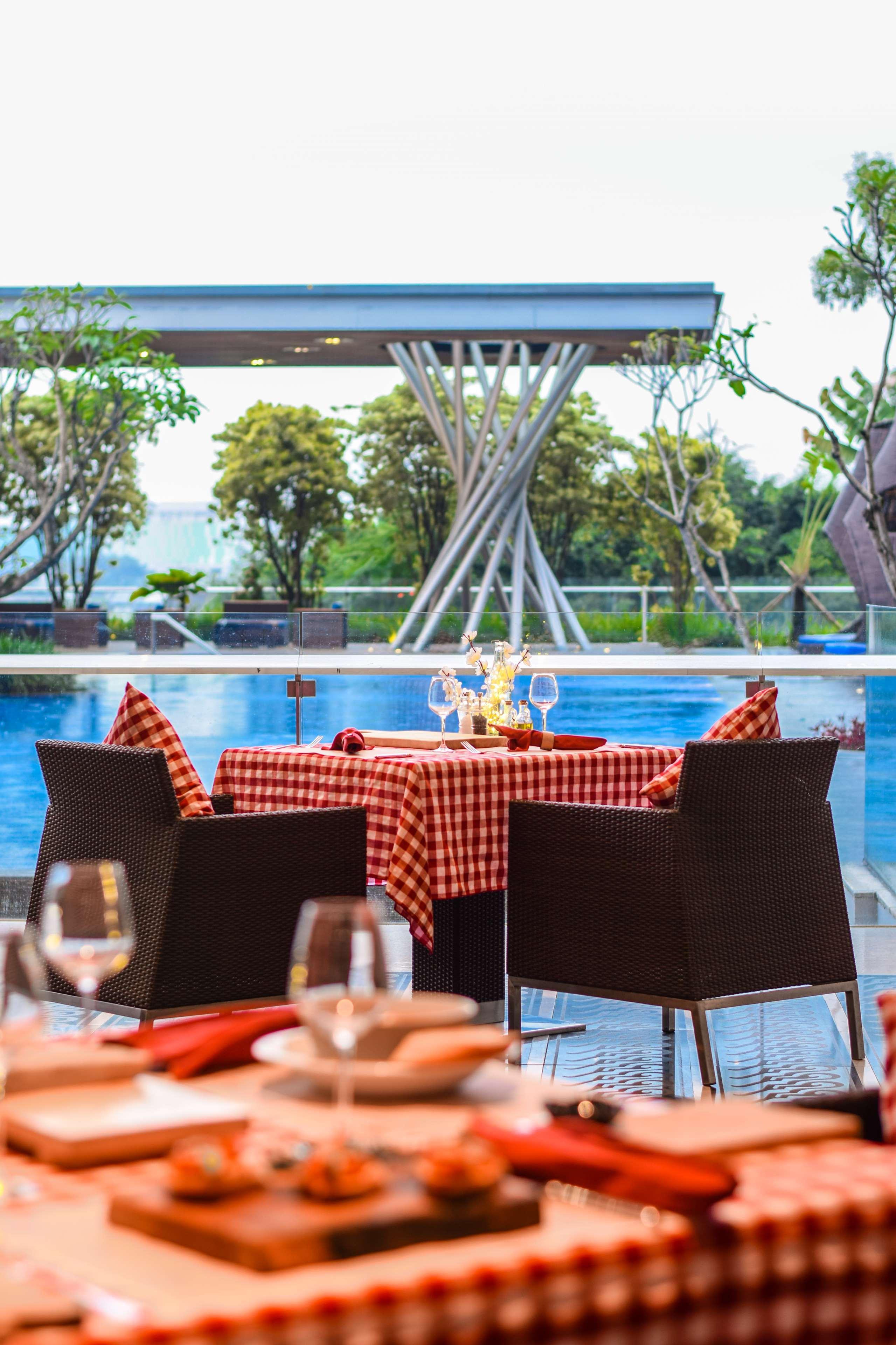 Hilton Bandung Exterior foto